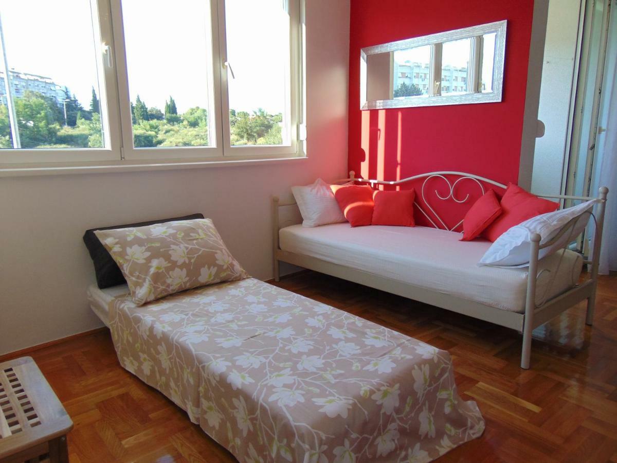 Augusta Apartman Zára Kültér fotó
