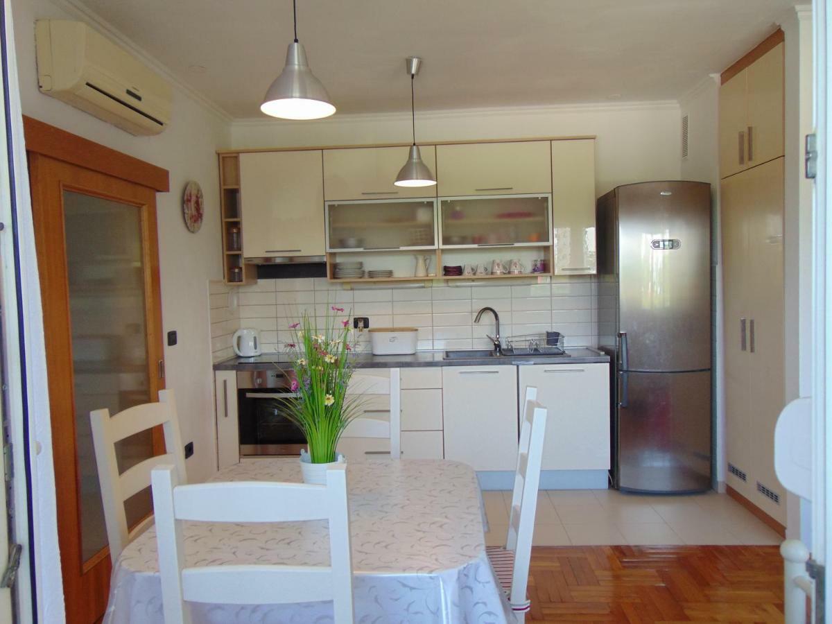 Augusta Apartman Zára Kültér fotó